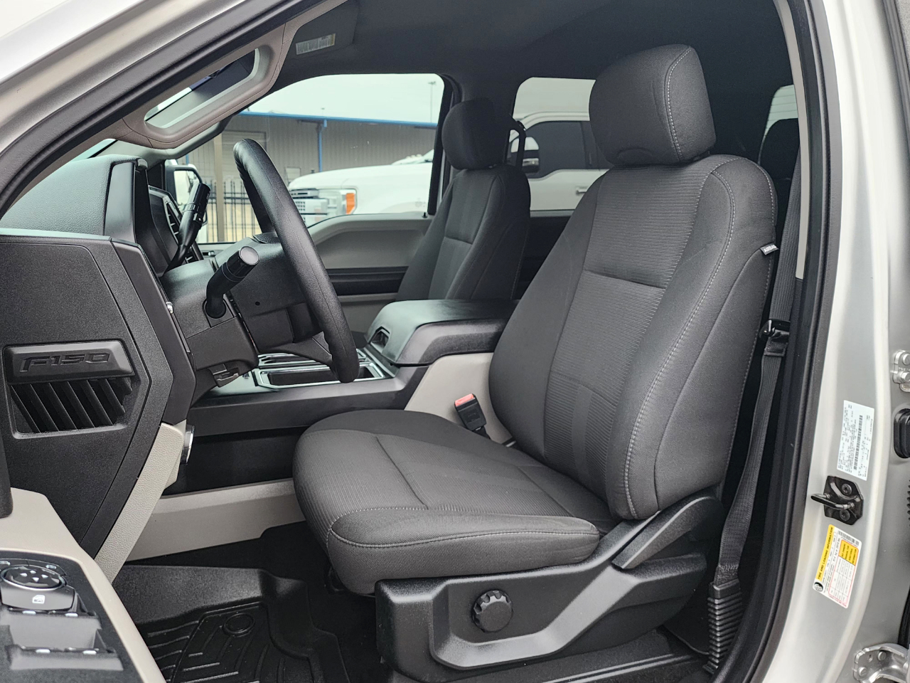 Ford F-150 STX SuperCrew 4WD 2018