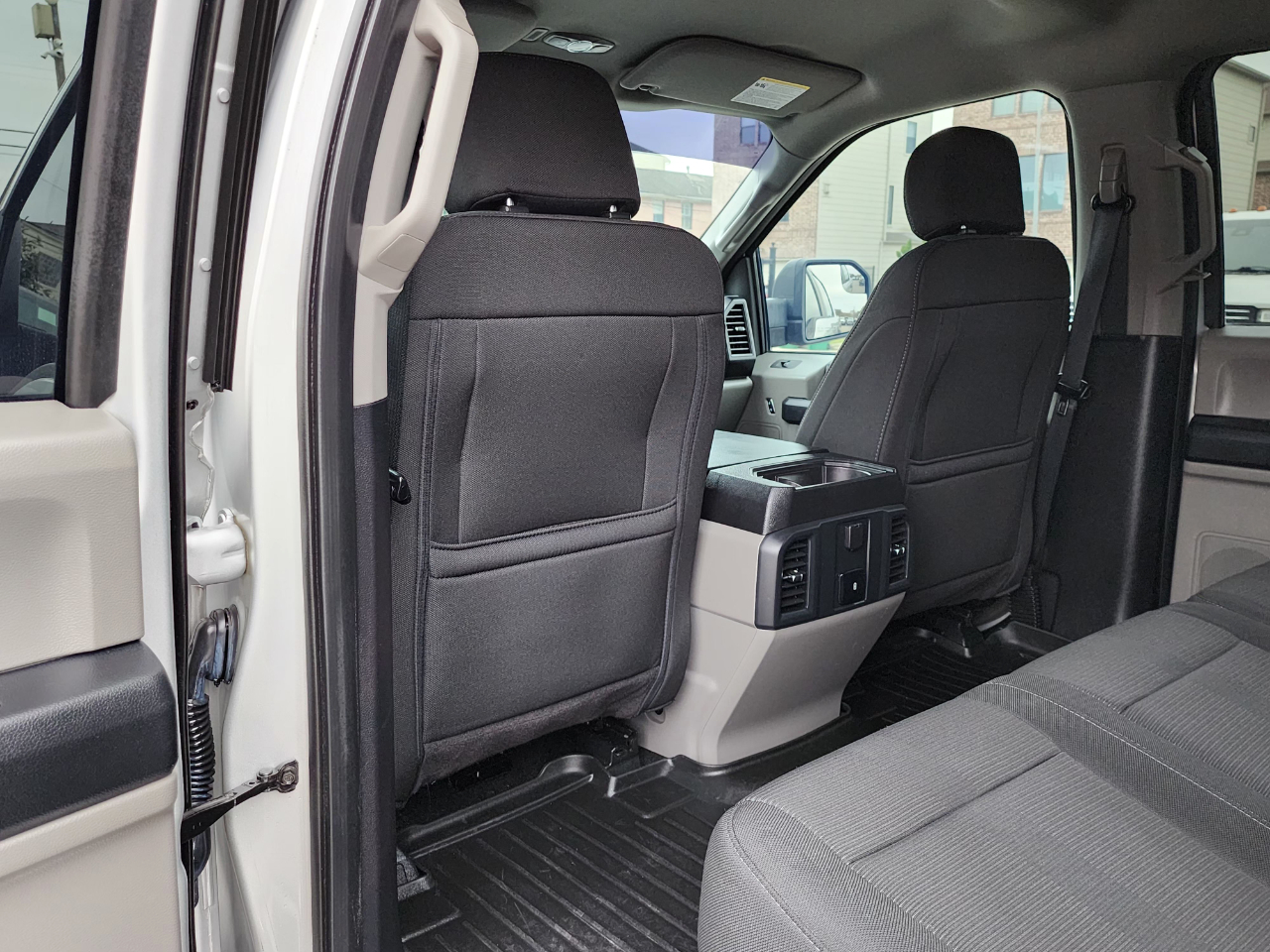 Ford F-150 STX SuperCrew 4WD 2018