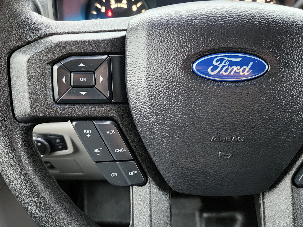Ford F-150 STX SuperCrew 4WD 2018