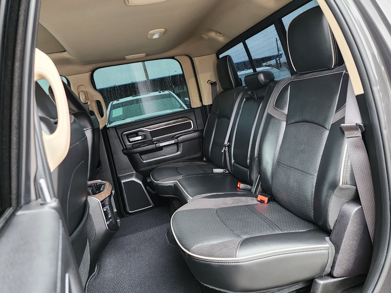 RAM 3500 Laramie Crew Cab 4WD 2019