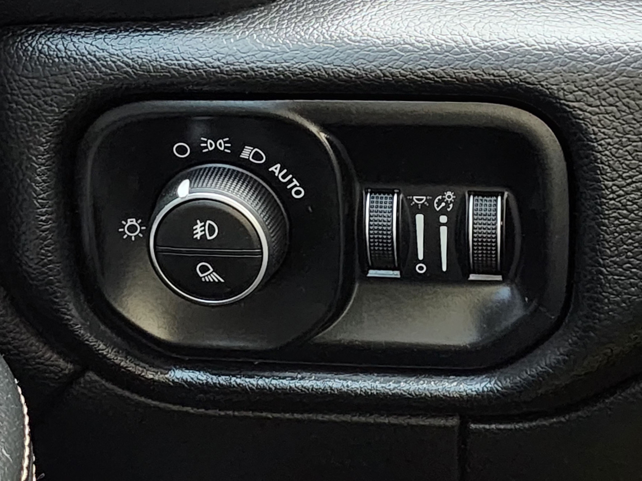 RAM 3500 Laramie Crew Cab 4WD 2019