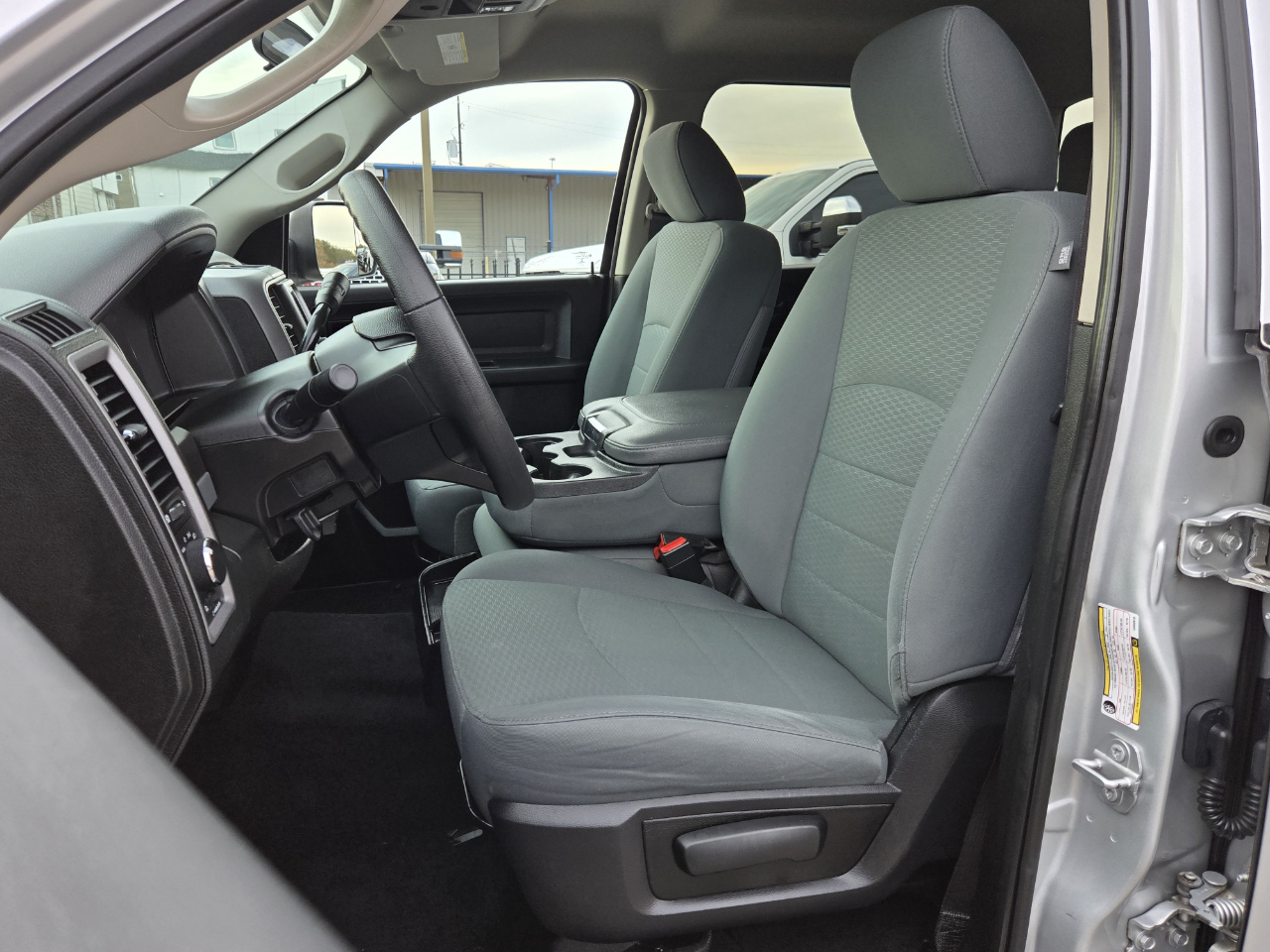 RAM 2500 Tradesman Crew Cab 4WD 2018