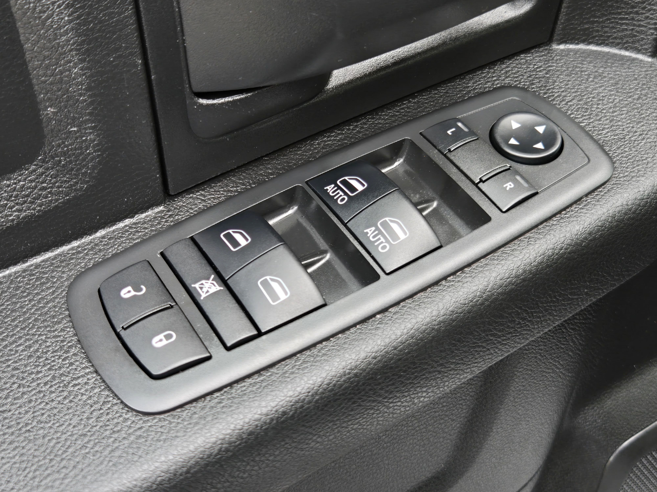 RAM 2500 Tradesman Crew Cab 4WD 2018