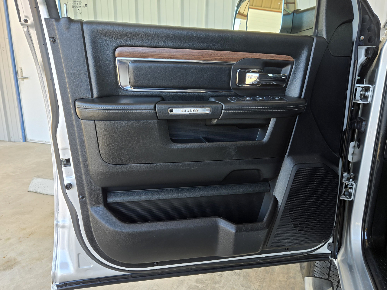 RAM 2500 Laramie Crew Cab 4WD 2018