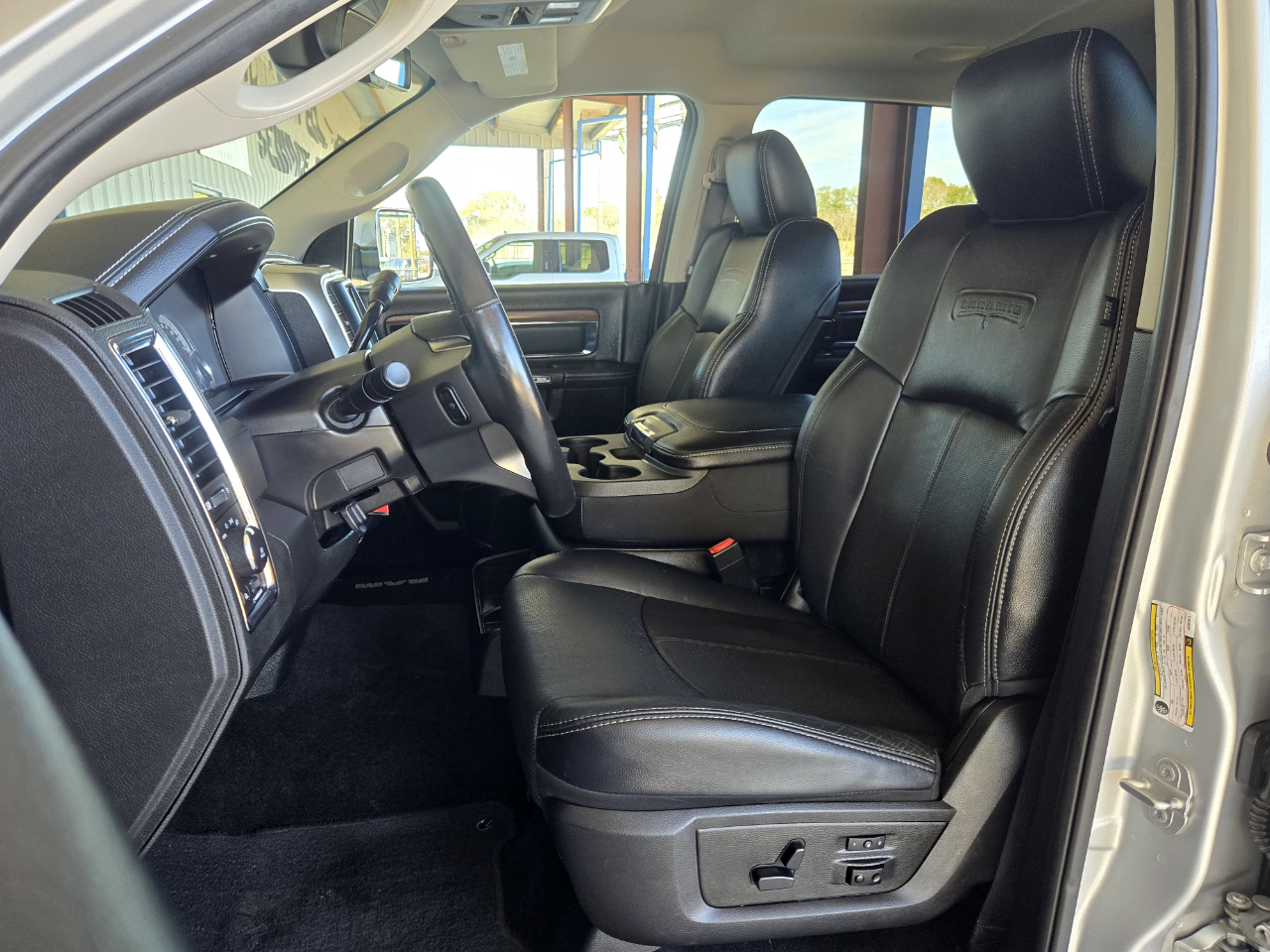 RAM 2500 Laramie Crew Cab 4WD 2018