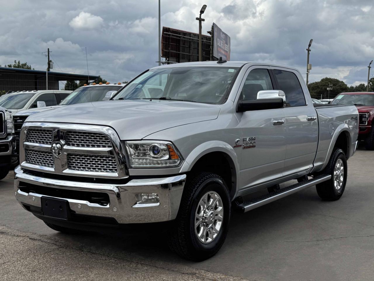 RAM 2500 Laramie Crew Cab 4WD 2018