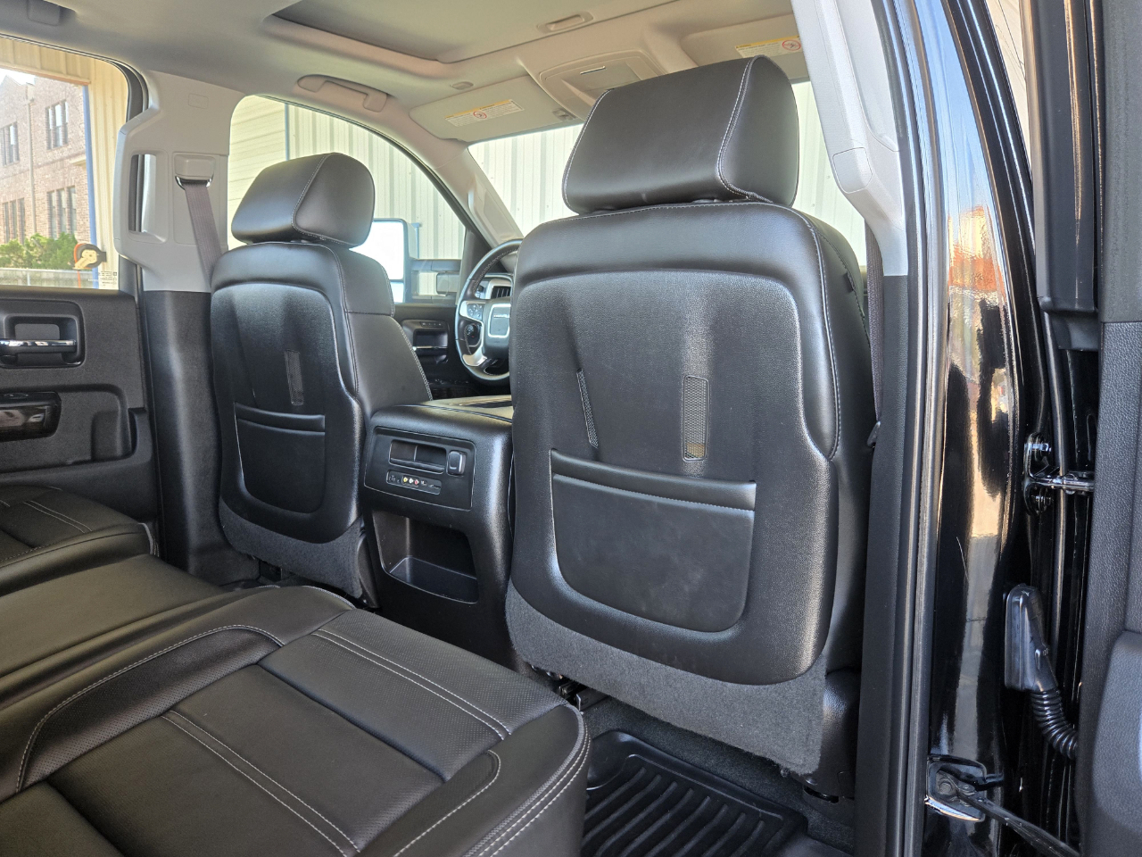 GMC Sierra 2500HD available WiFi  2015
