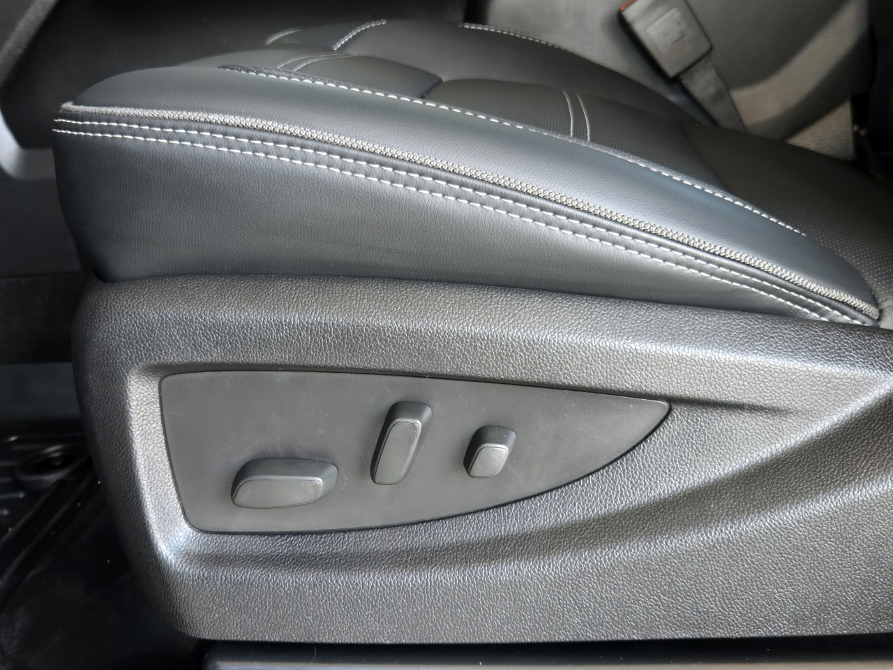 GMC Sierra 2500HD available WiFi  2015