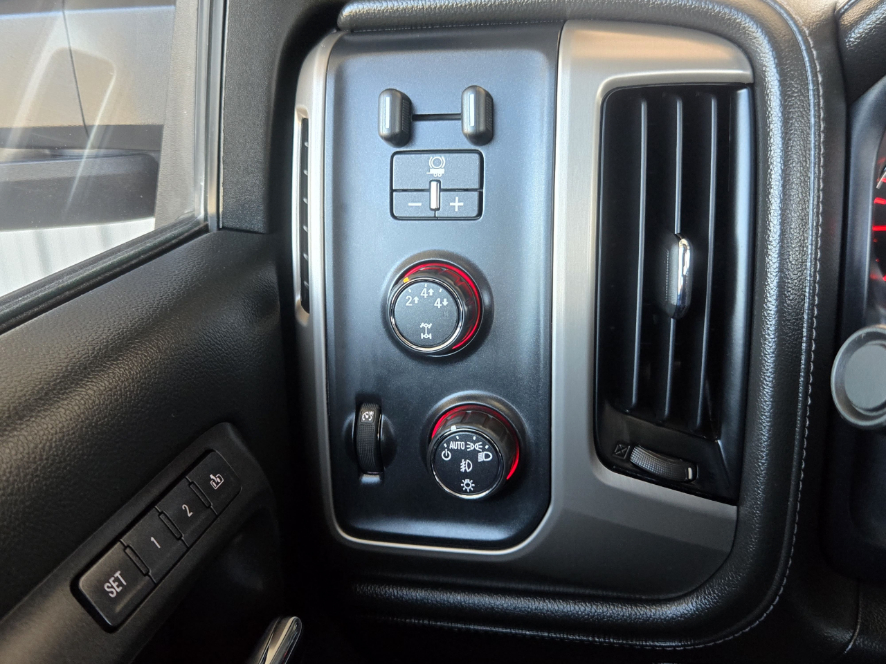 GMC Sierra 2500HD available WiFi  2015