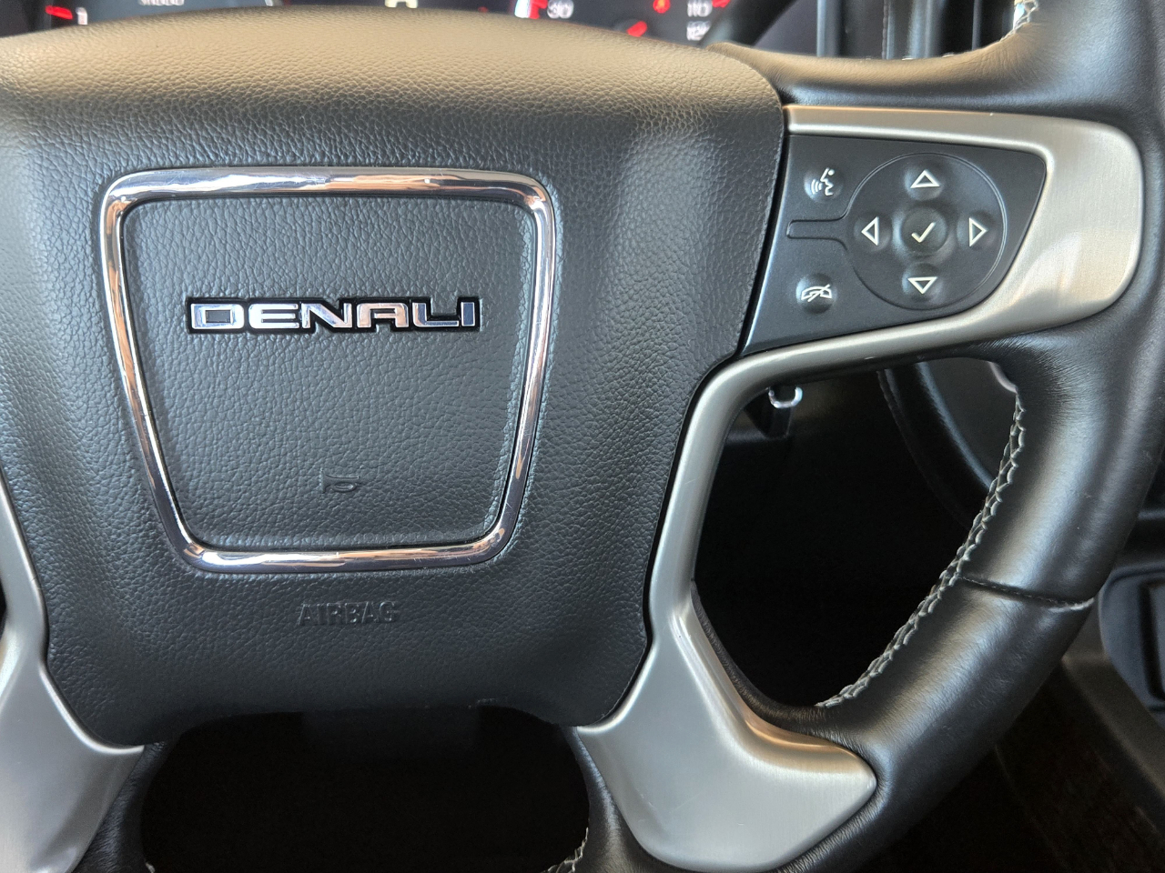 GMC Sierra 2500HD available WiFi  2015