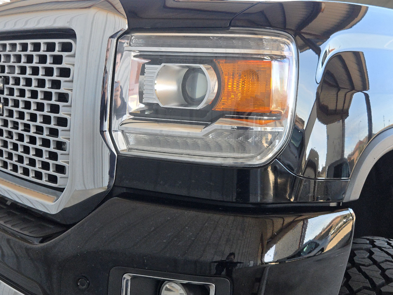 GMC Sierra 2500HD available WiFi  2015