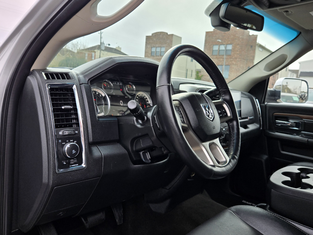 RAM 2500 Laramie Crew Cab 4WD 2017