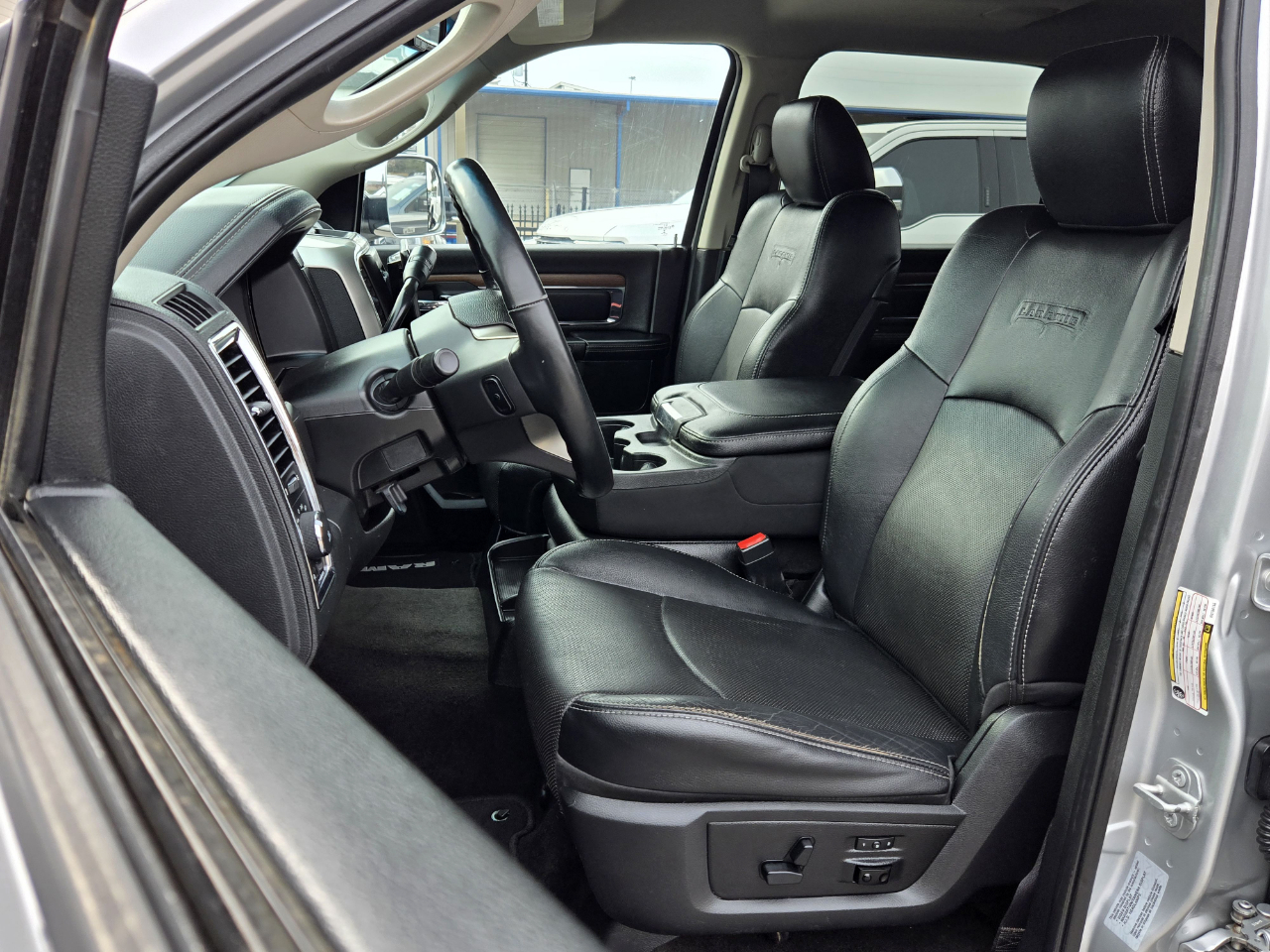 RAM 2500 Laramie Crew Cab 4WD 2017