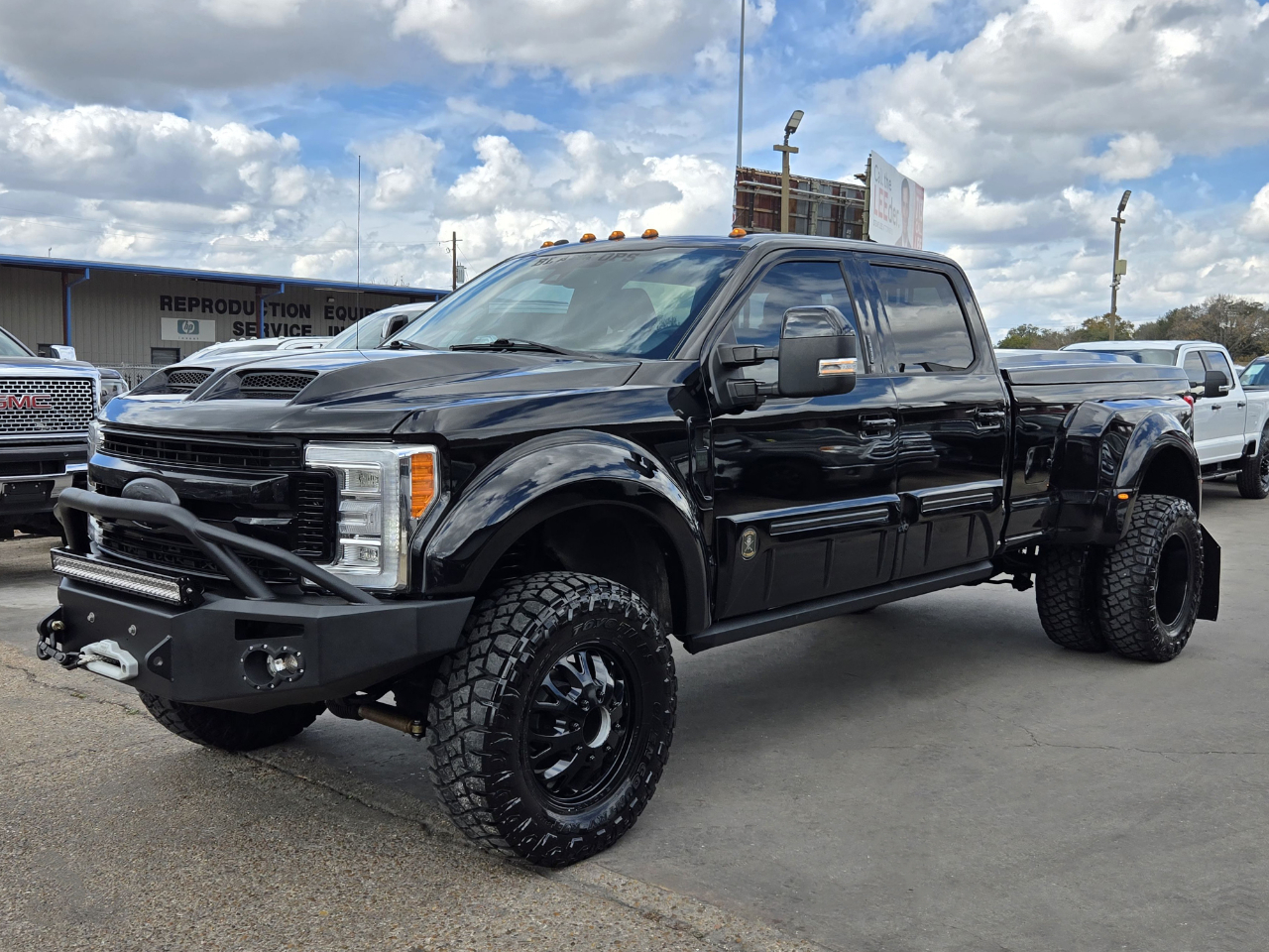 Ford Super Duty F-350 DRW  2017