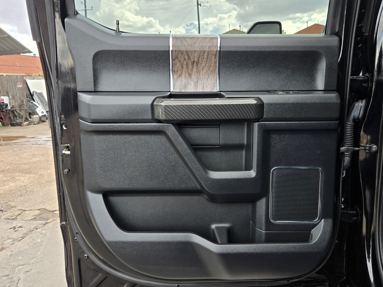 Ford Super Duty F-350 DRW  2017