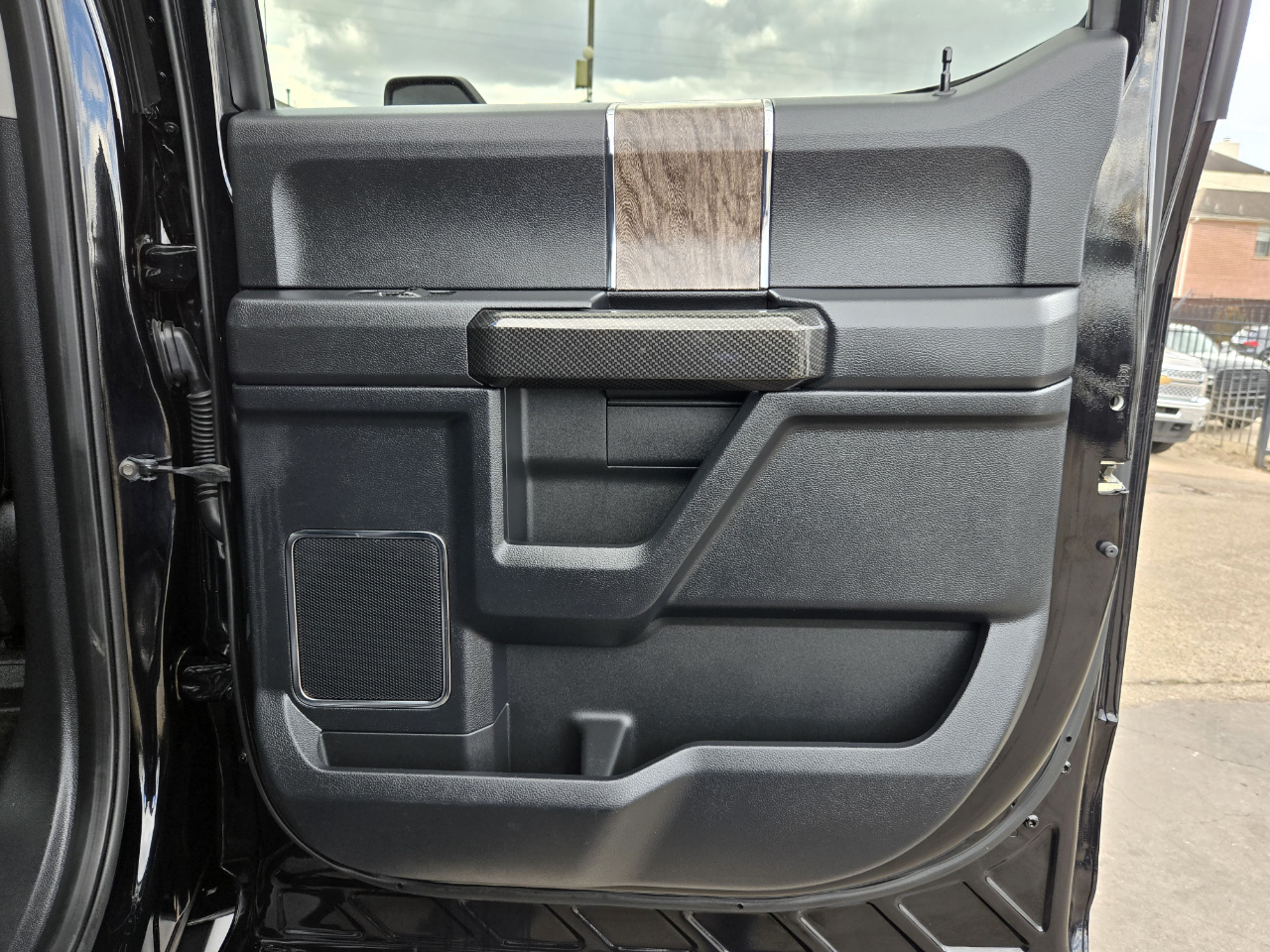 Ford Super Duty F-350 DRW  2017