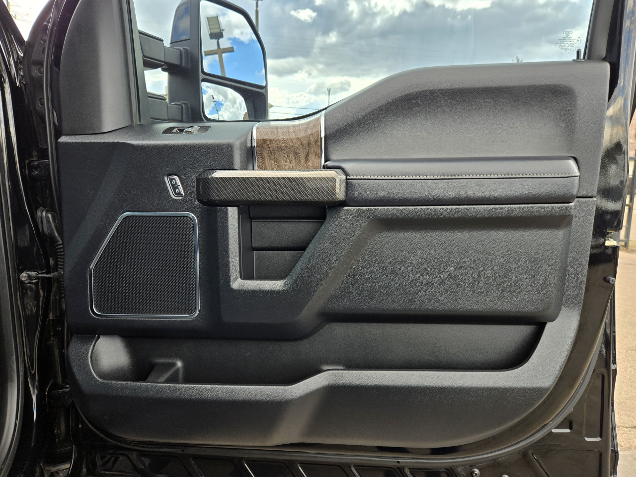 Ford Super Duty F-350 DRW  2017