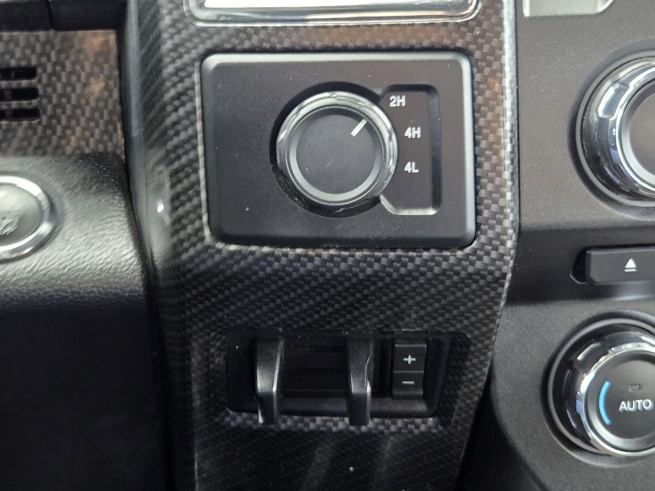 Ford Super Duty F-350 DRW  2017