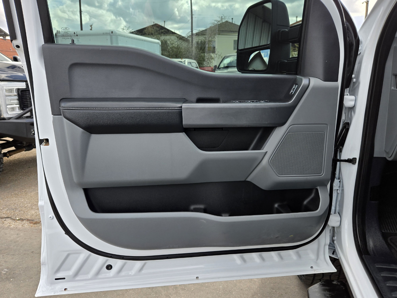 Ford Super Duty F-250 SRW  2023