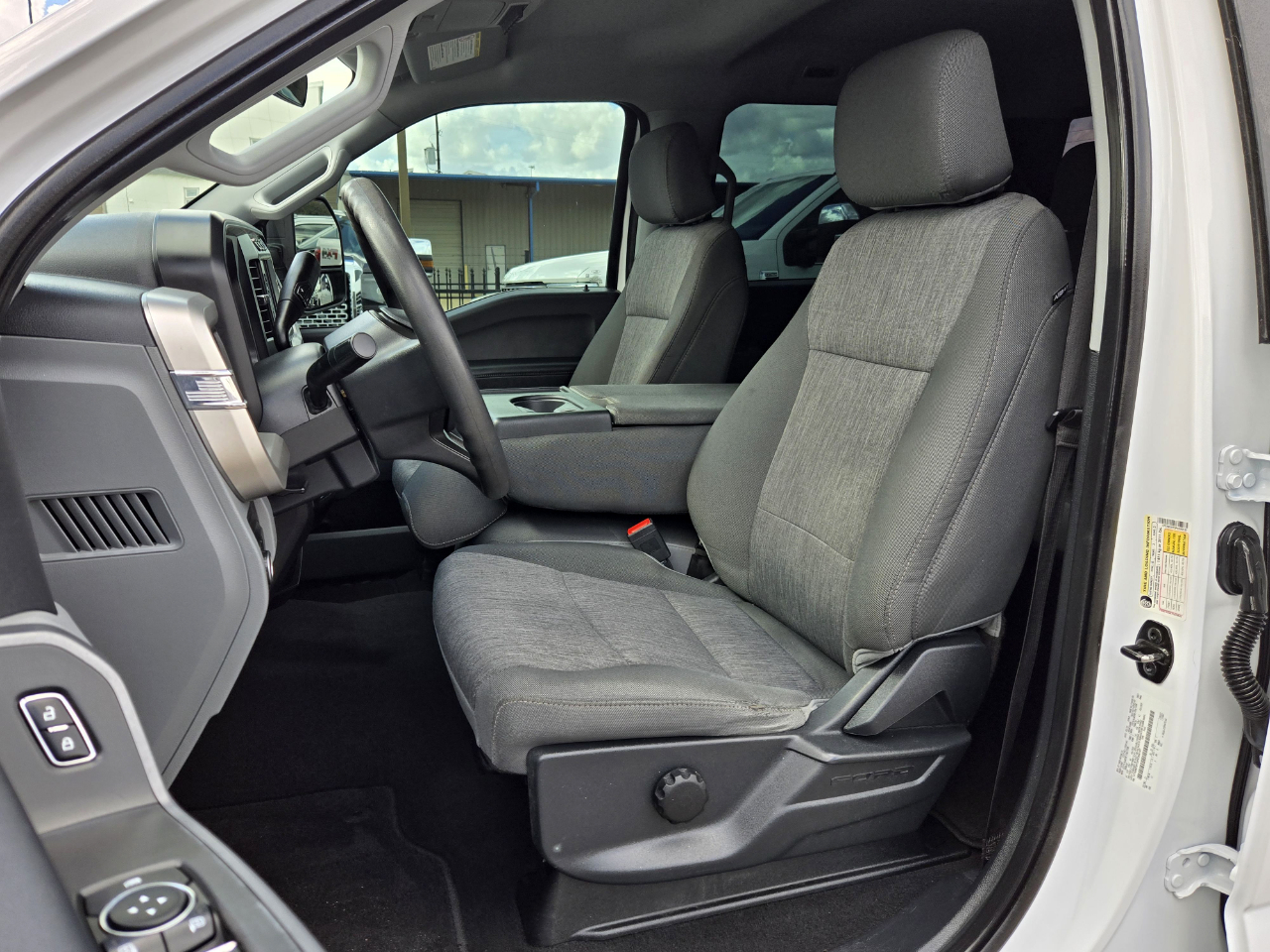 Ford Super Duty F-250 SRW  2023