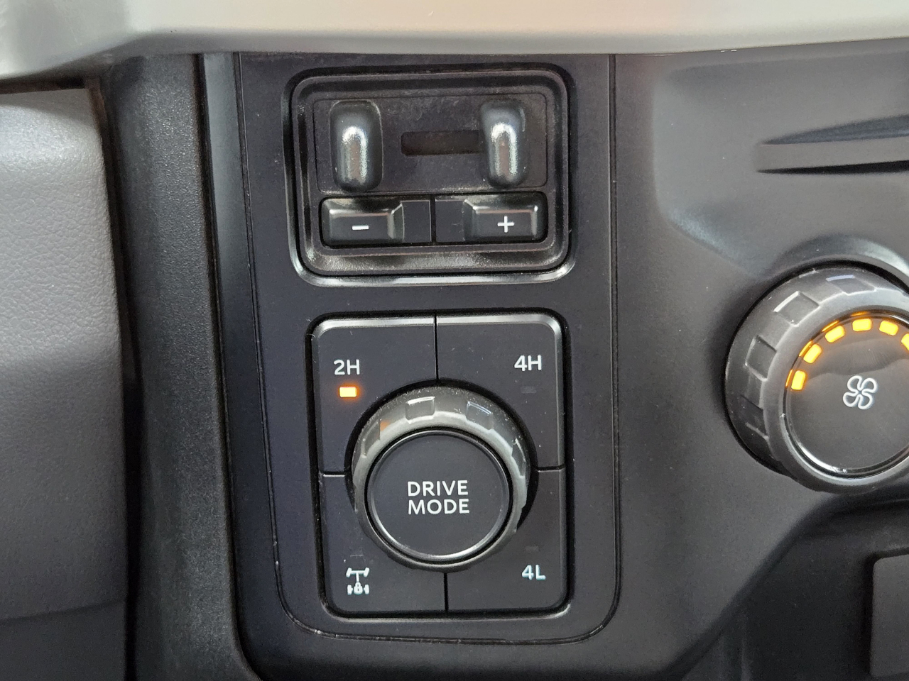 Ford Super Duty F-250 SRW  2023