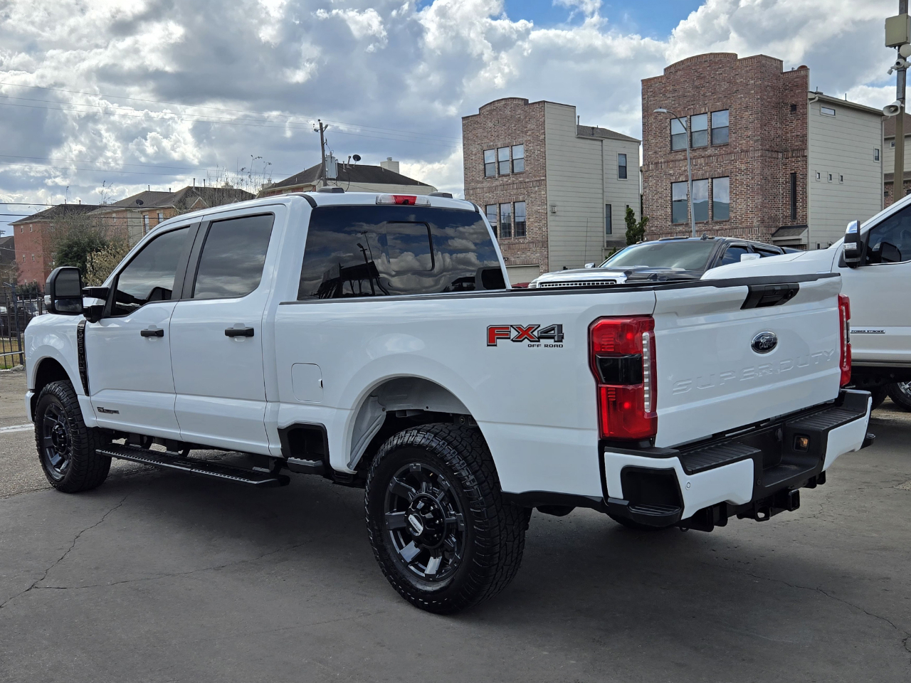 Ford Super Duty F-250 SRW  2023