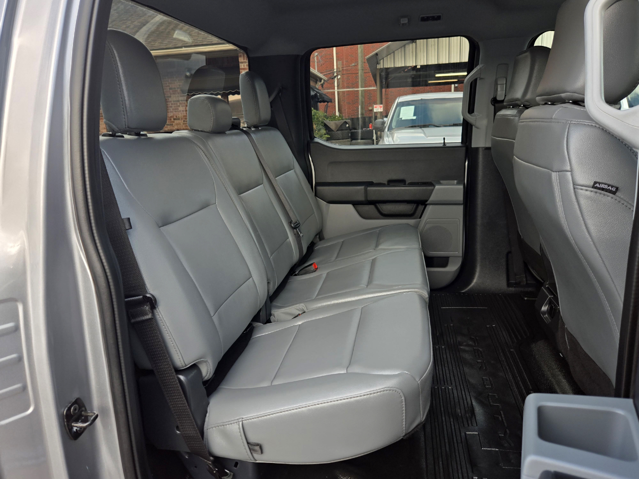 Ford Super Duty F-350 DRW  2024