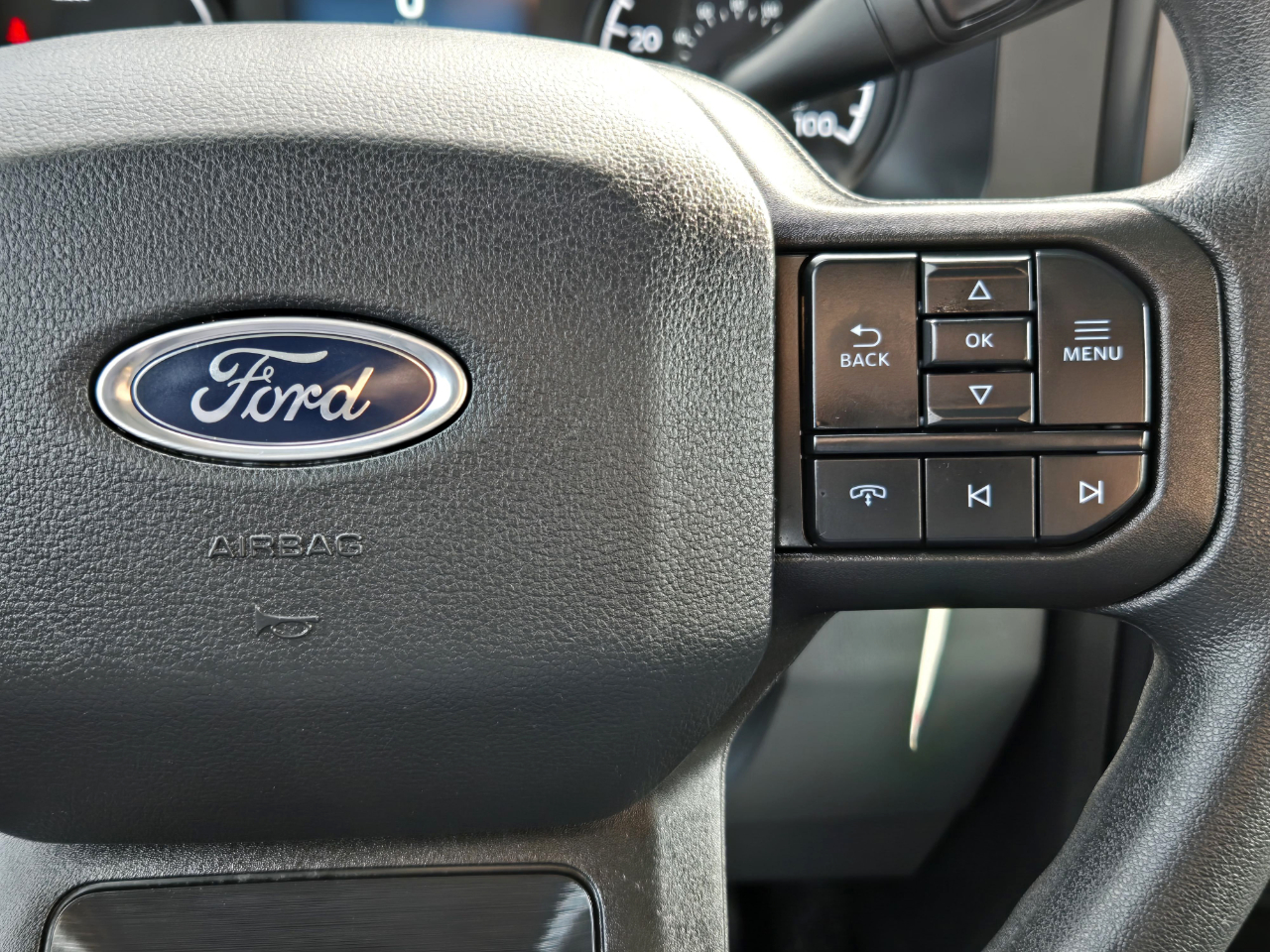 Ford Super Duty F-350 DRW  2024