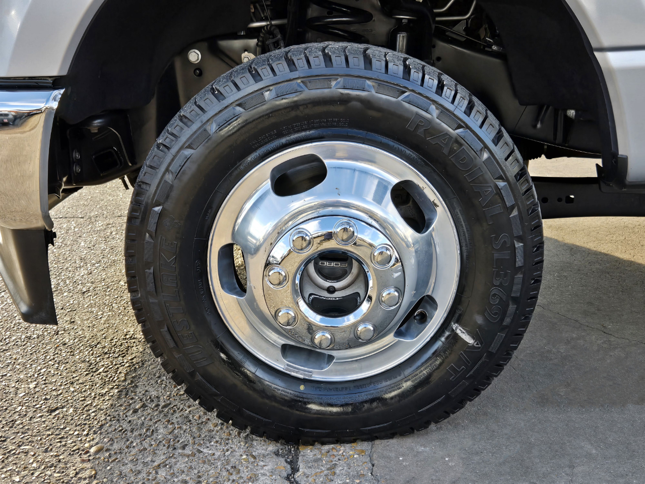 Ford Super Duty F-350 DRW  2024