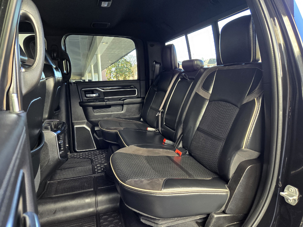 RAM 2500 Laramie Crew Cab 4WD 2022