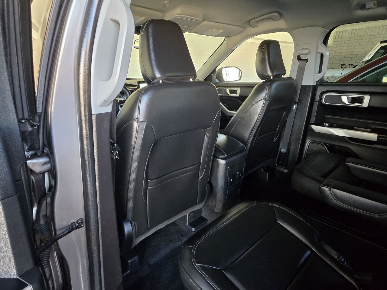 Ford Explorer XLT RWD 2022