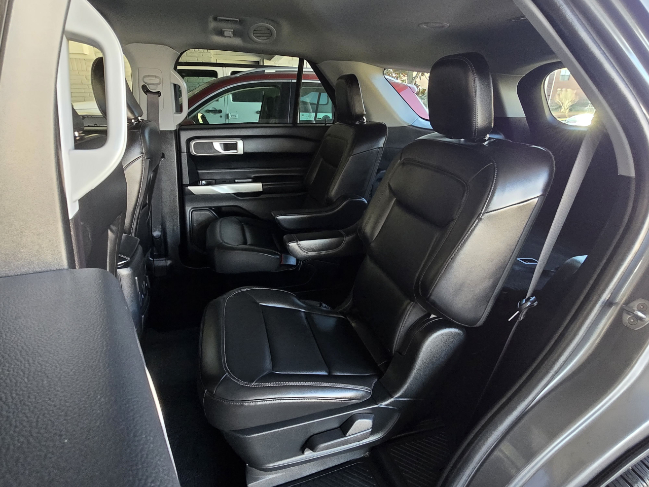 Ford Explorer XLT RWD 2022