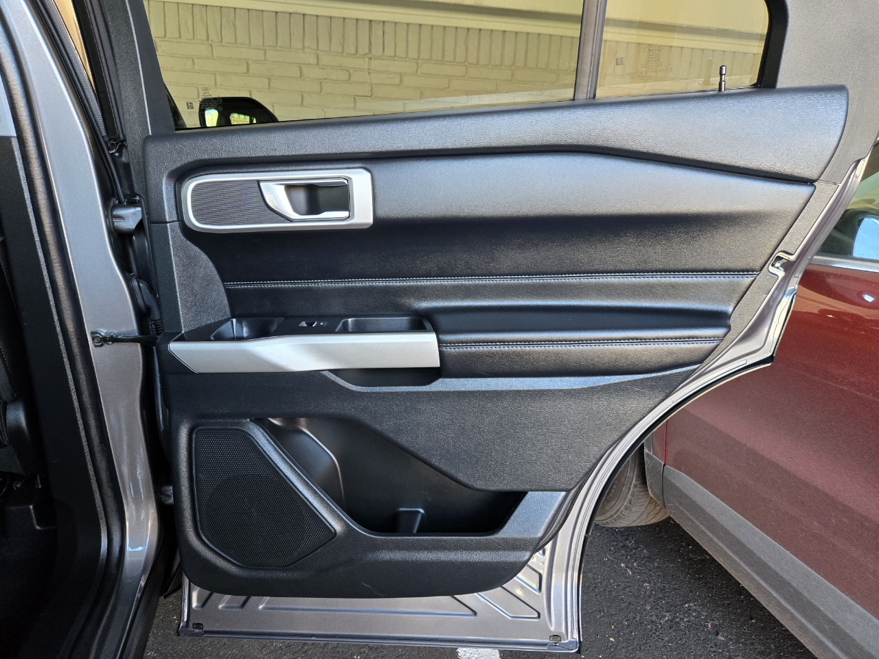 Ford Explorer XLT RWD 2022