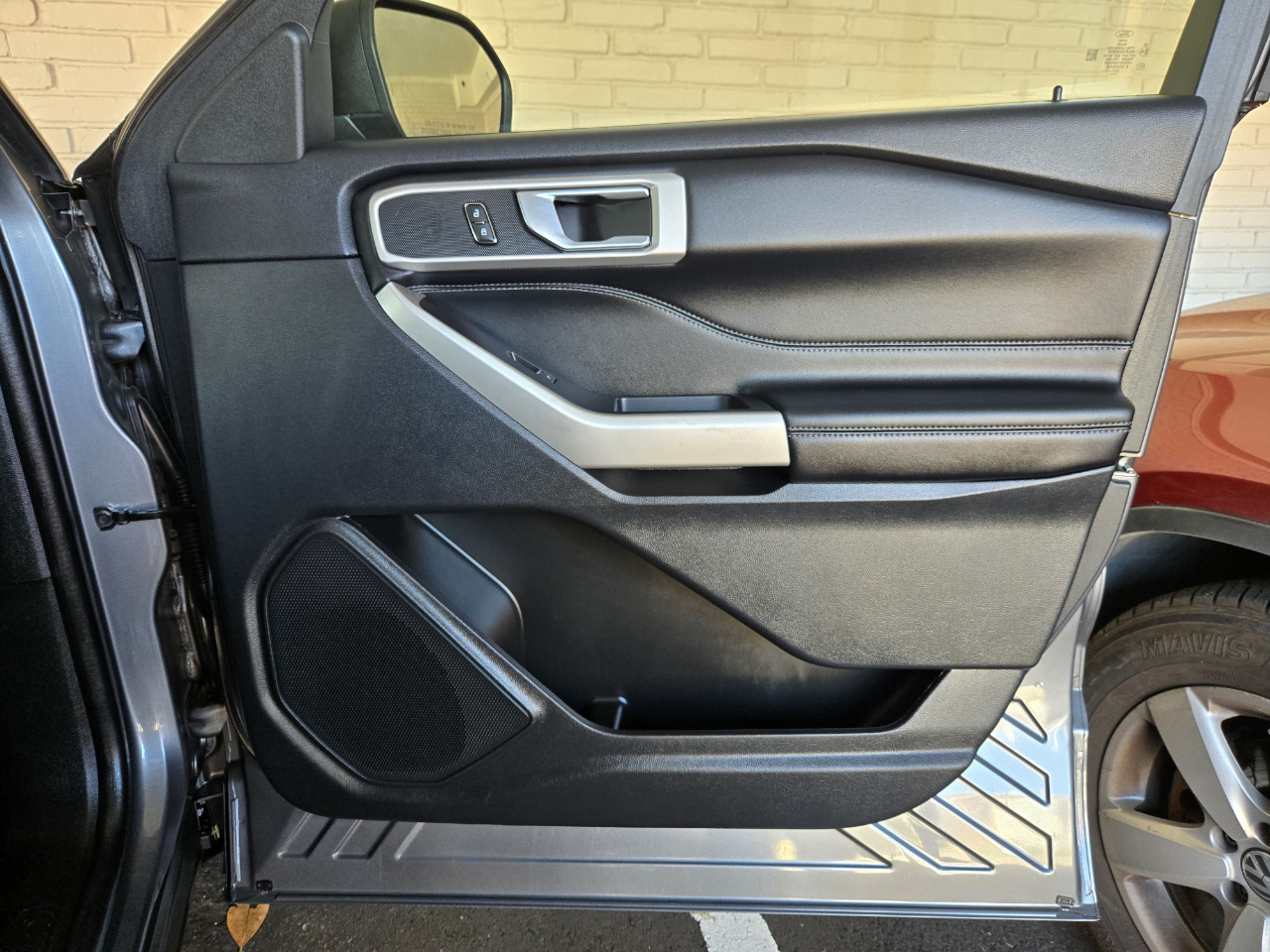 Ford Explorer XLT RWD 2022