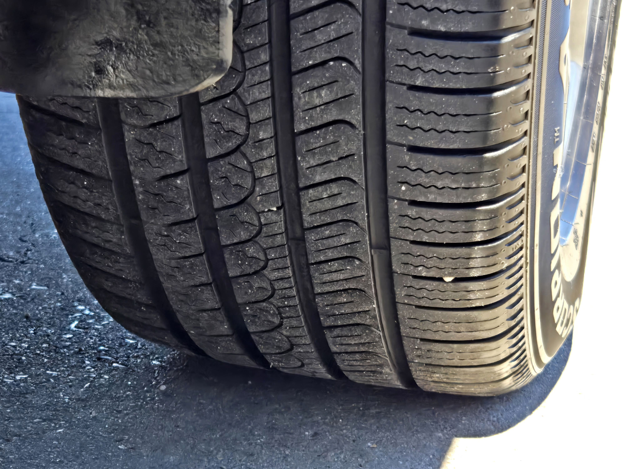 Ford Explorer XLT RWD 2022