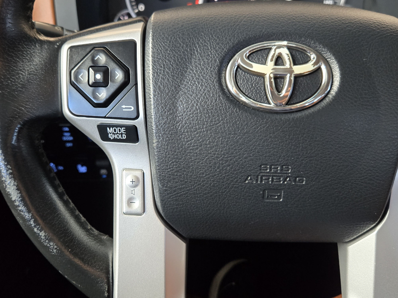 Toyota Tundra  2016