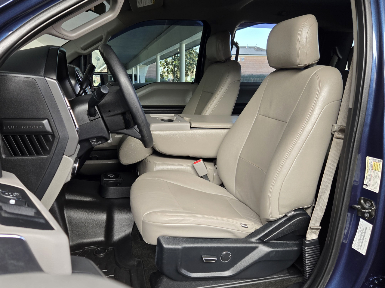 Ford Super Duty F-350 SRW  2017