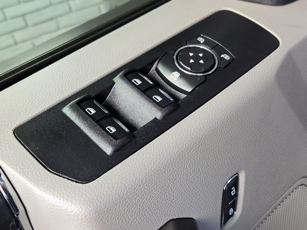 Ford Super Duty F-350 SRW  2017