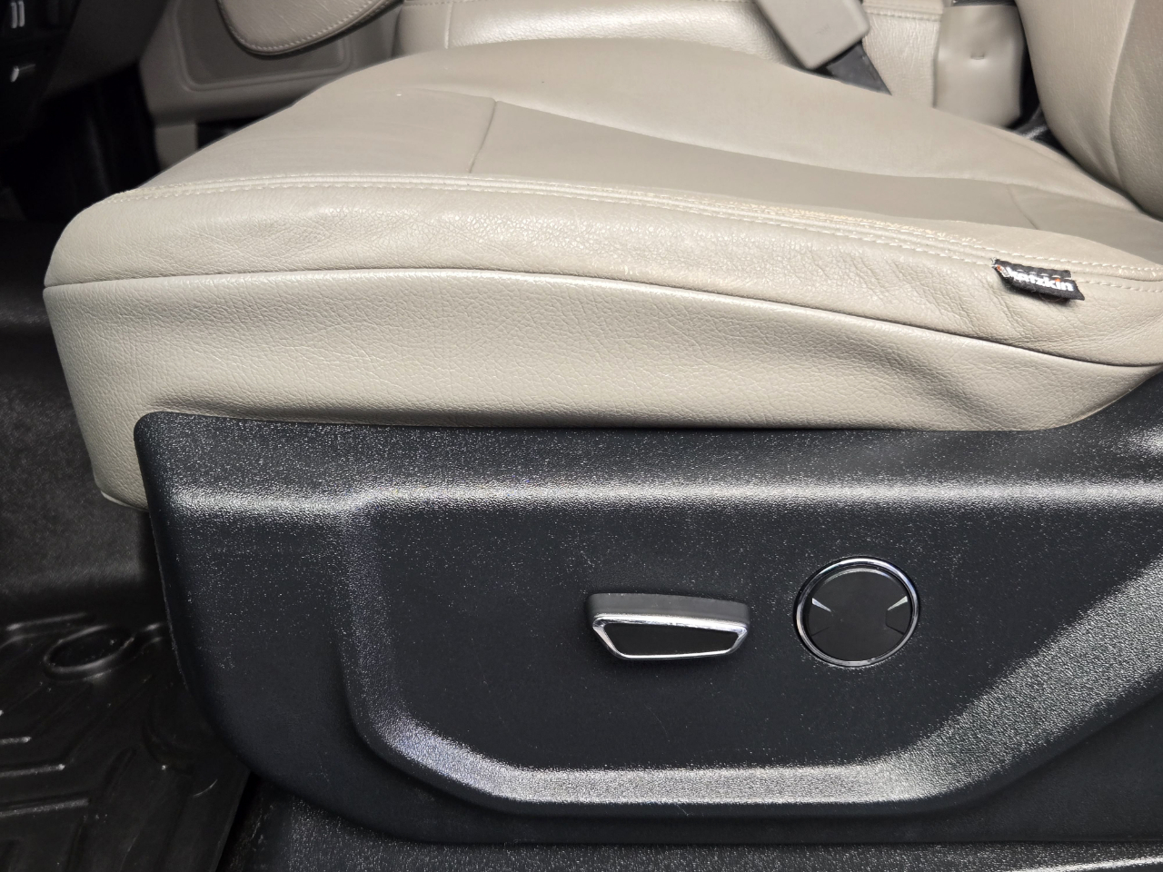 Ford Super Duty F-350 SRW  2017