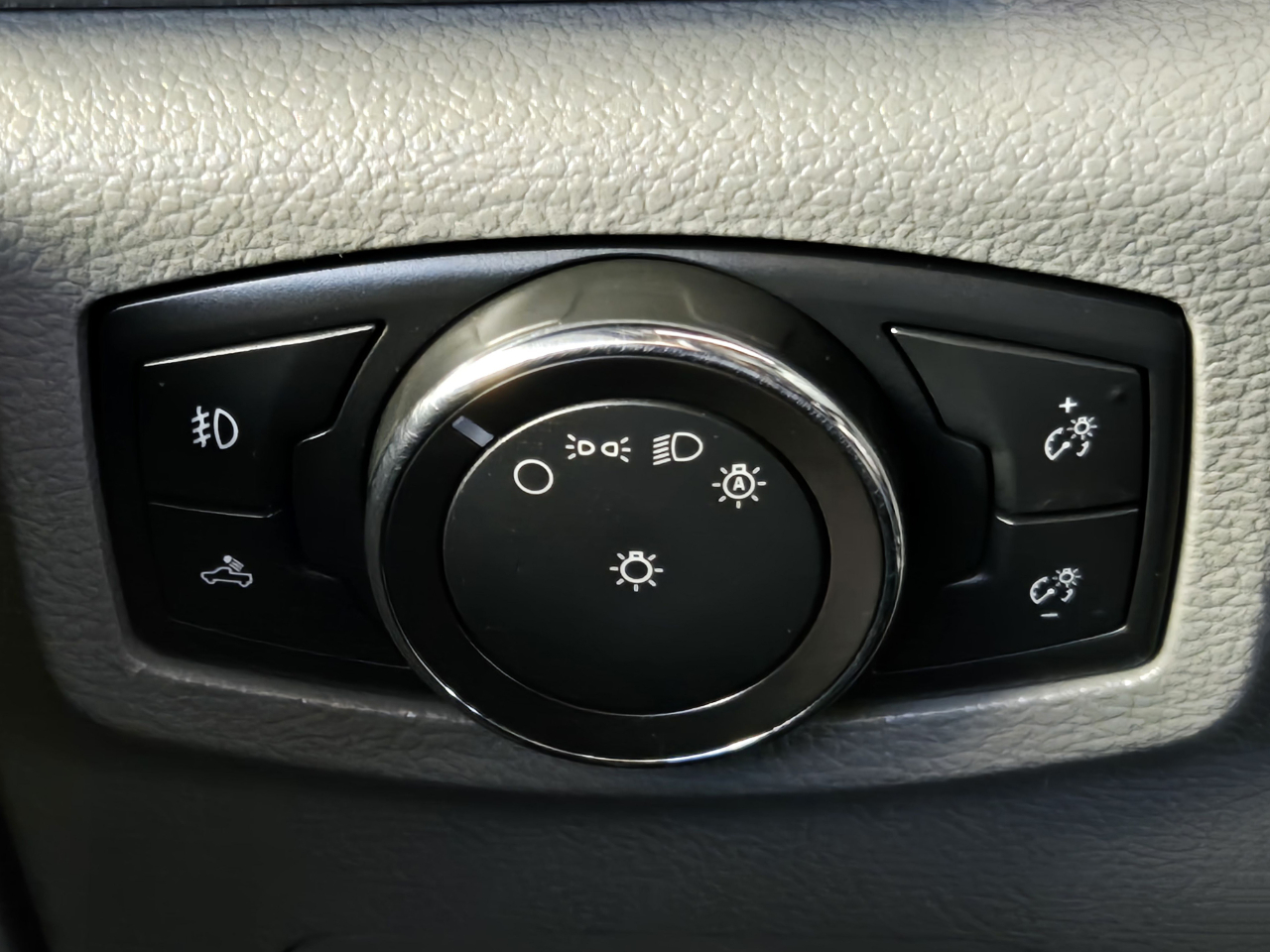 Ford Super Duty F-350 SRW  2017