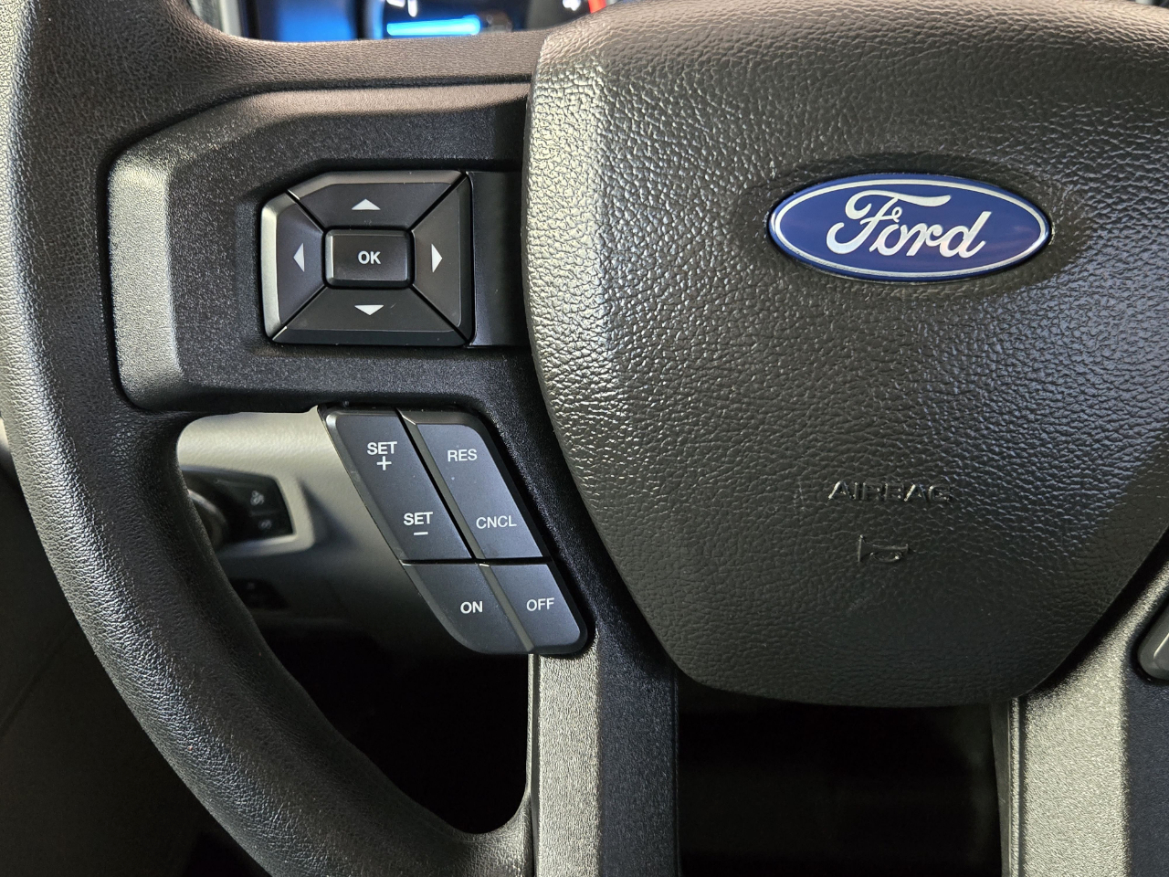 Ford Super Duty F-350 SRW  2017