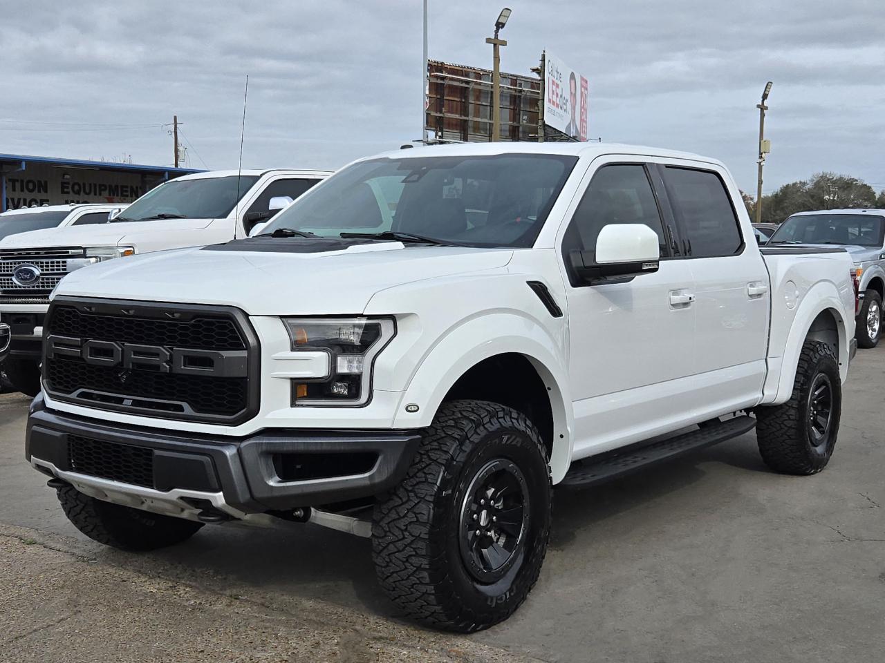 Ford F-150 Raptor SuperCrew 4WD 2018