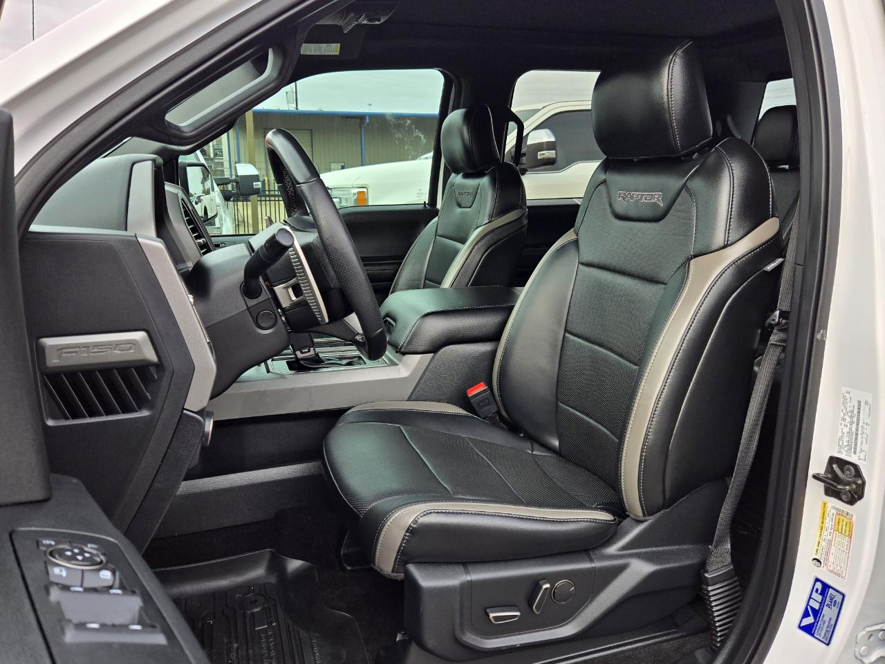 Ford F-150 Raptor SuperCrew 4WD 2018