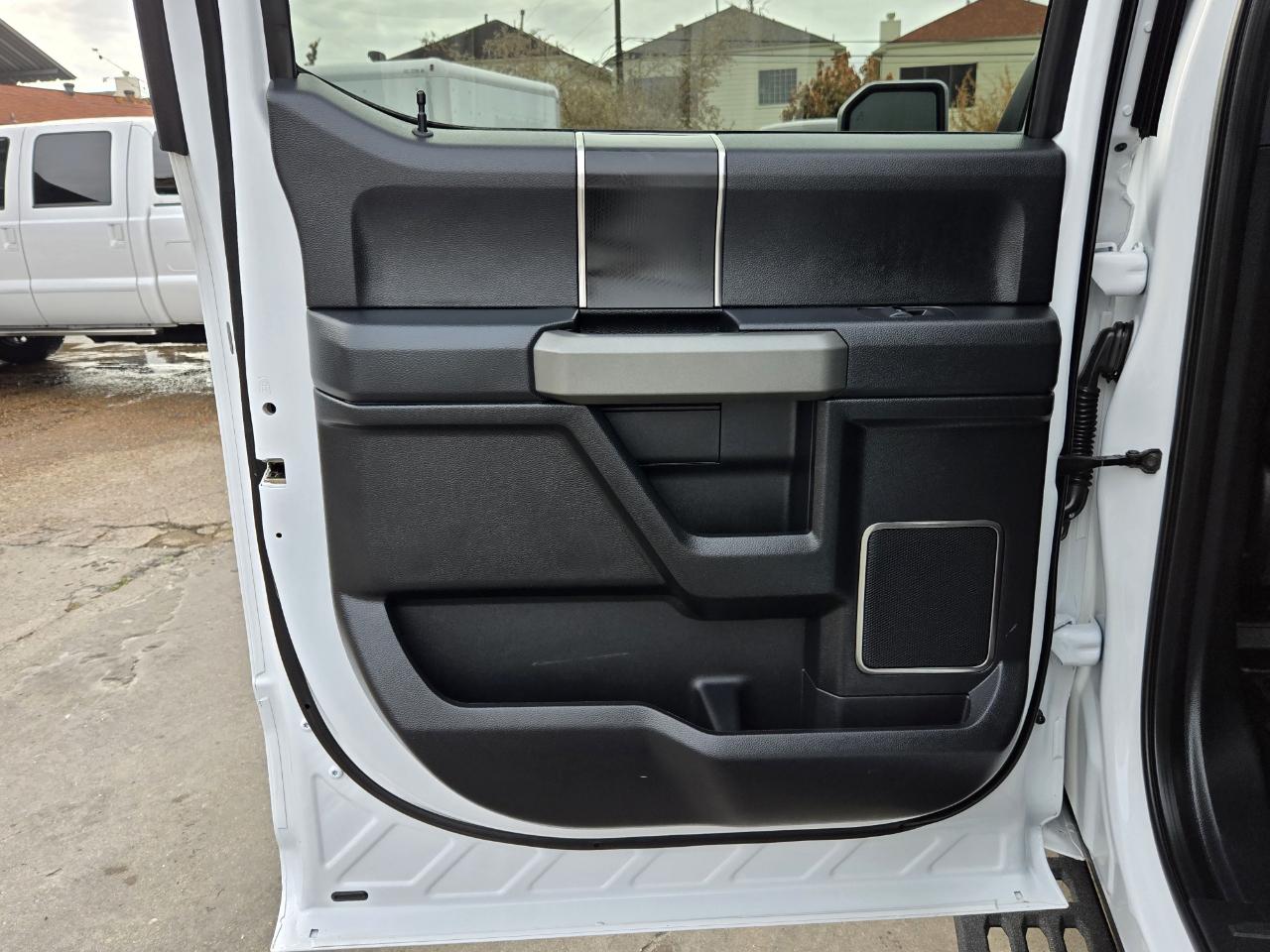 Ford F-150 Raptor SuperCrew 4WD 2018