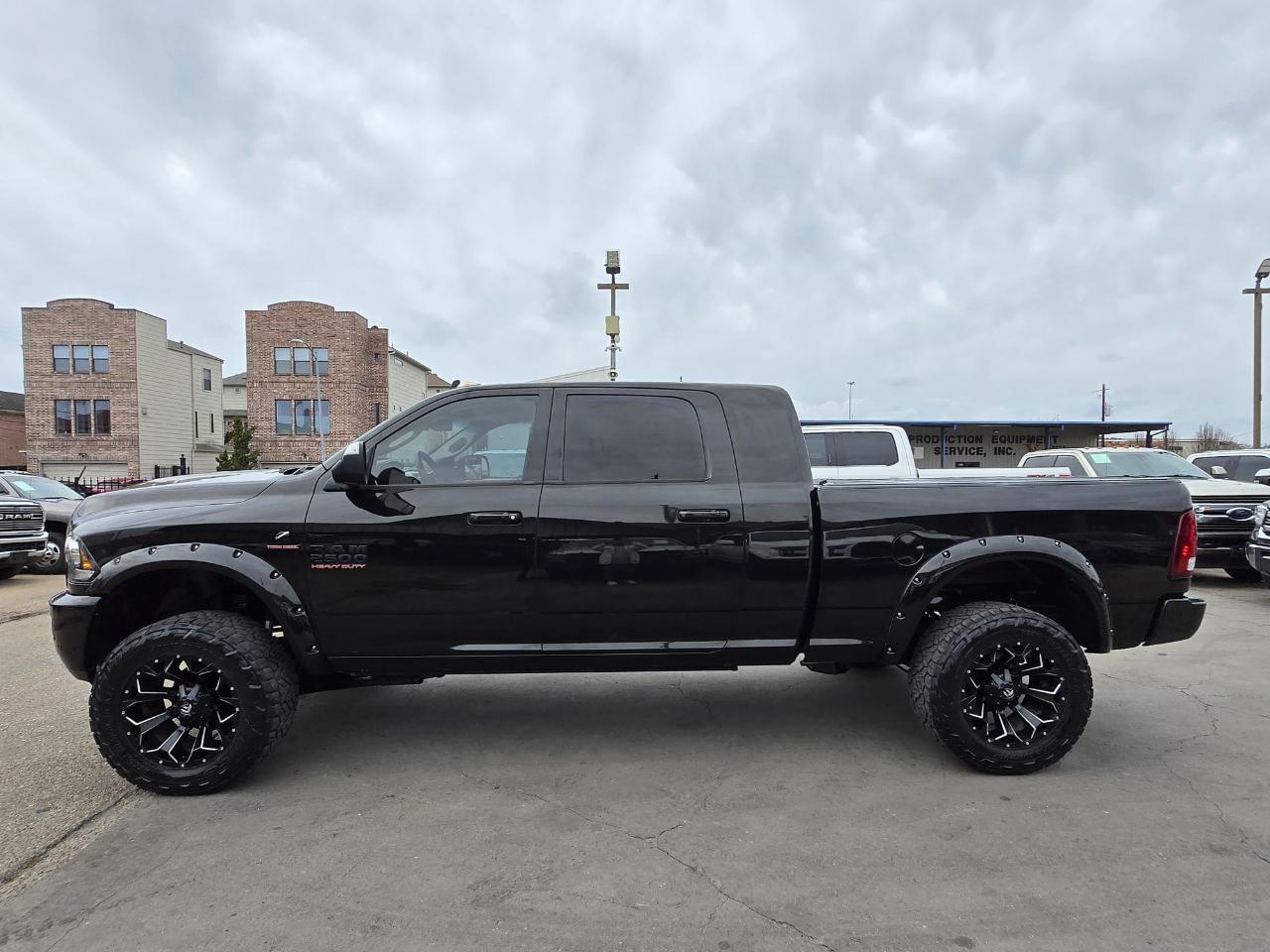 RAM 2500 Laramie Mega Cab 4WD 2017