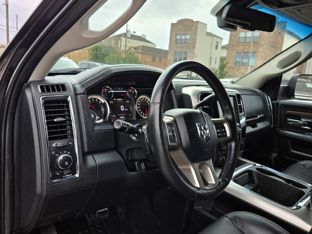 RAM 2500 Laramie Mega Cab 4WD 2017