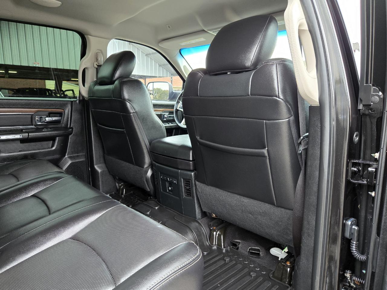 RAM 2500 Laramie Mega Cab 4WD 2017