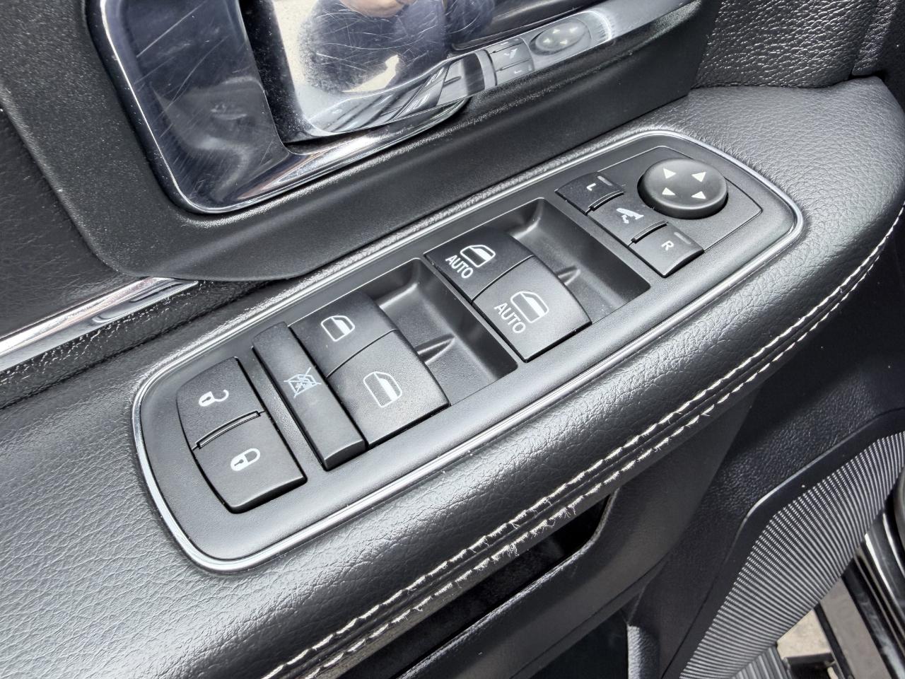 RAM 2500 Laramie Mega Cab 4WD 2017