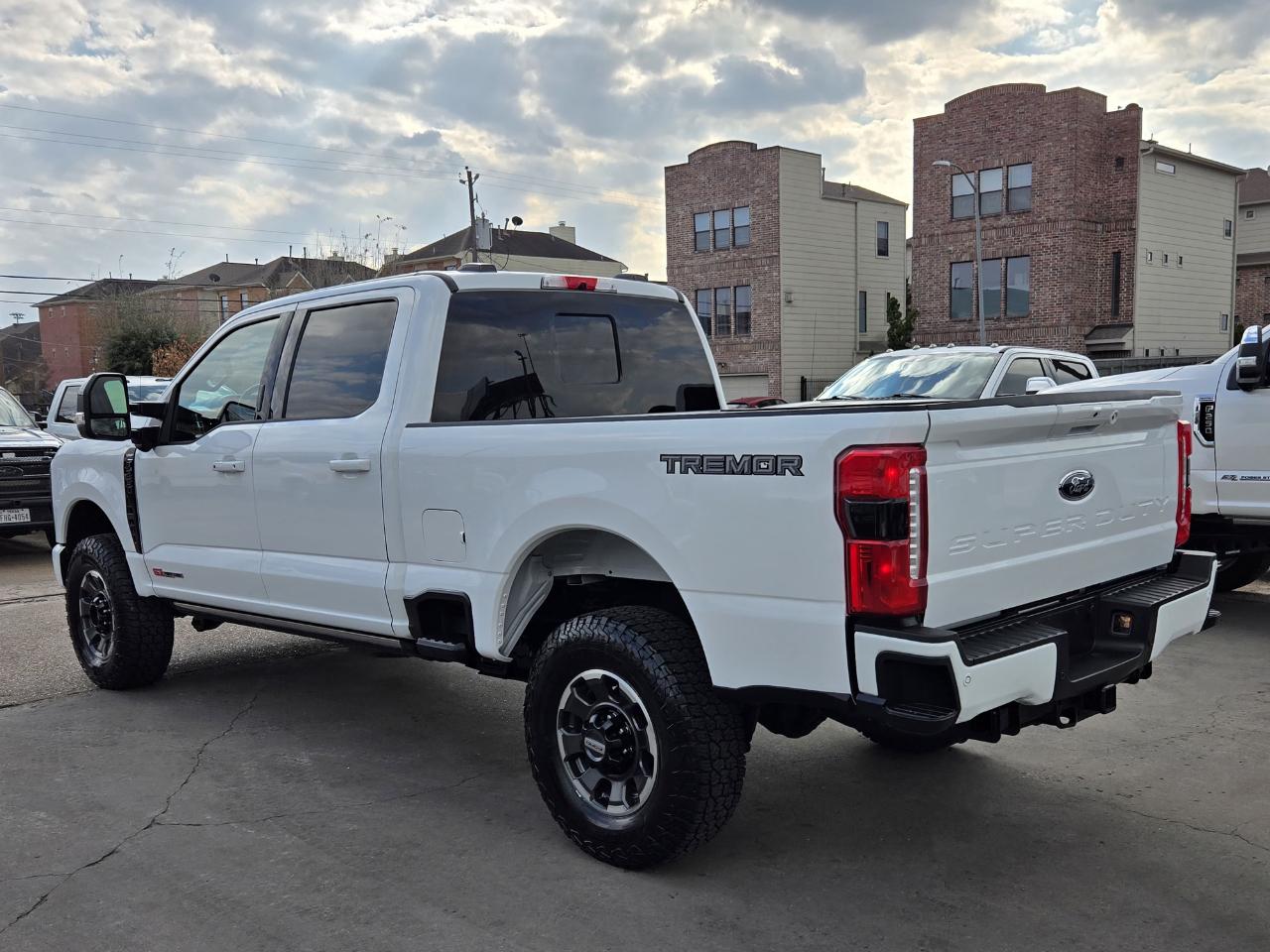 Ford Super Duty F-250 SRW  2024