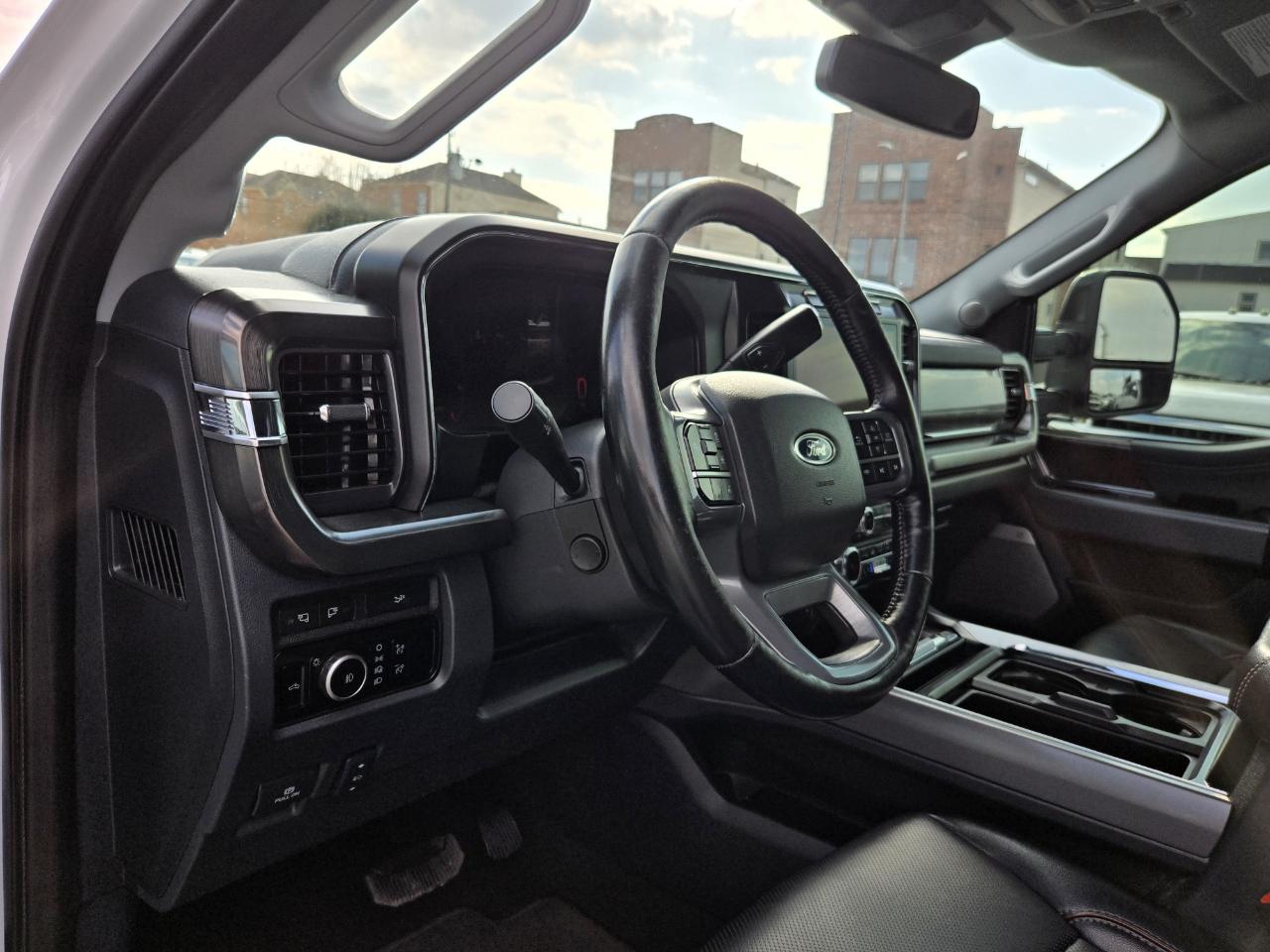 Ford Super Duty F-250 SRW  2024